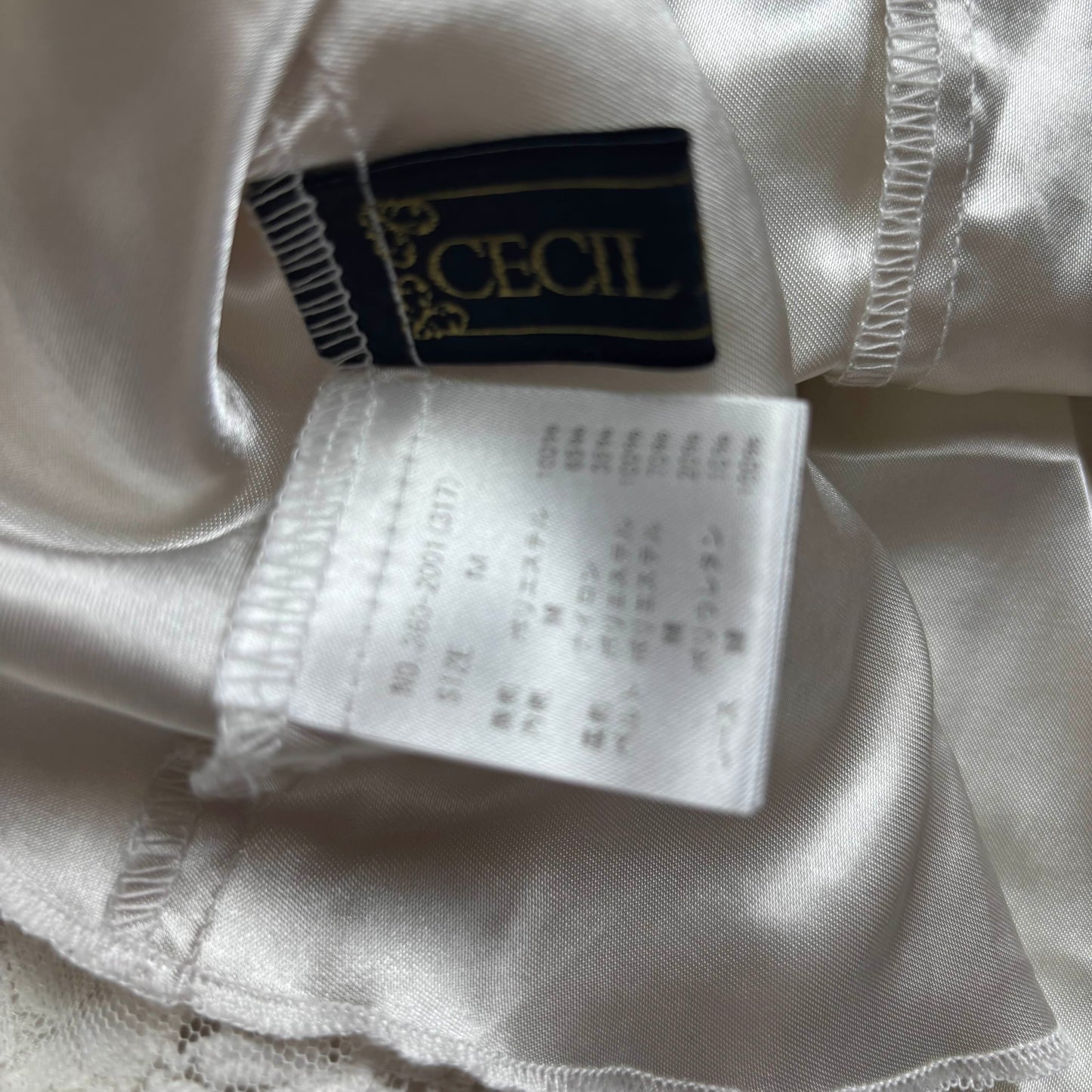 Japanese Brand Cecil McBee Cream Lace Skirt [Secondhand]